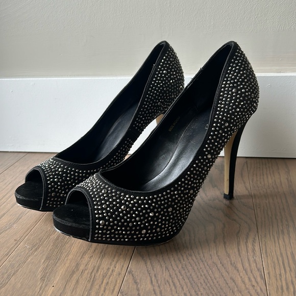 Le Chateau jewel design heels - Picture 1 of 5